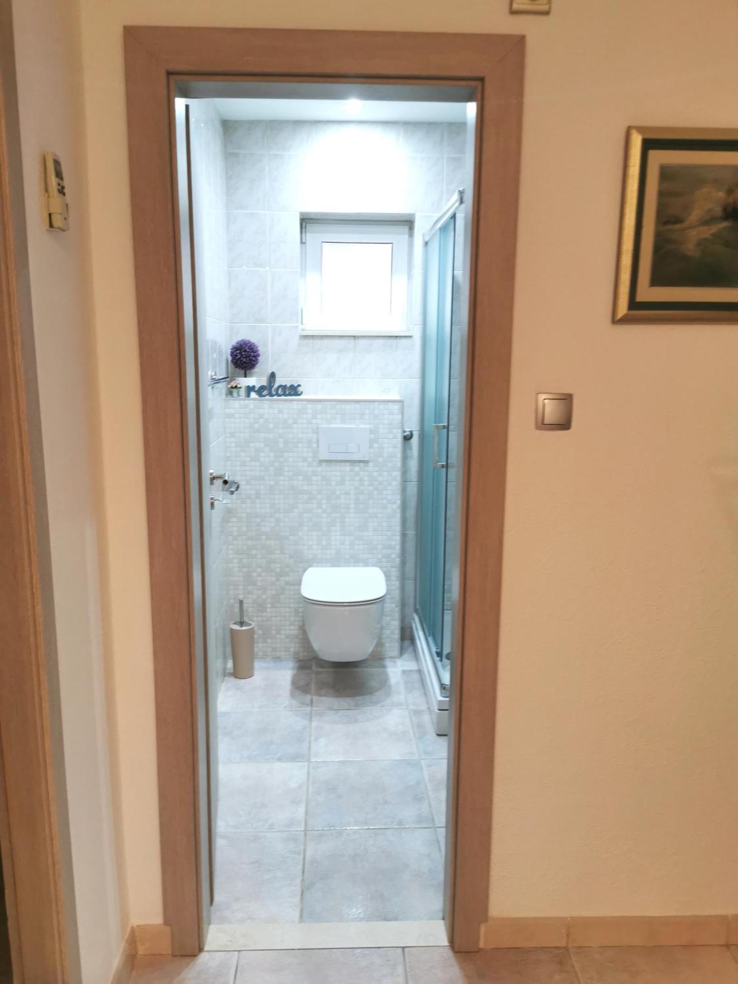Apartments Fani بول الغرفة الصورة